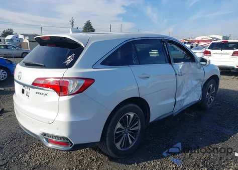 2017 Acura Rdx Advance Package z USA, uszkodzony, nr VIN 5J8TB3H78HL019059